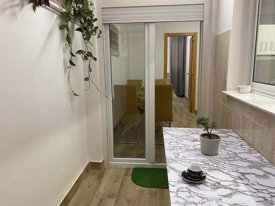 Apartament Puerto Playa Oceanografico Yulia Walencja Zewnętrze zdjęcie